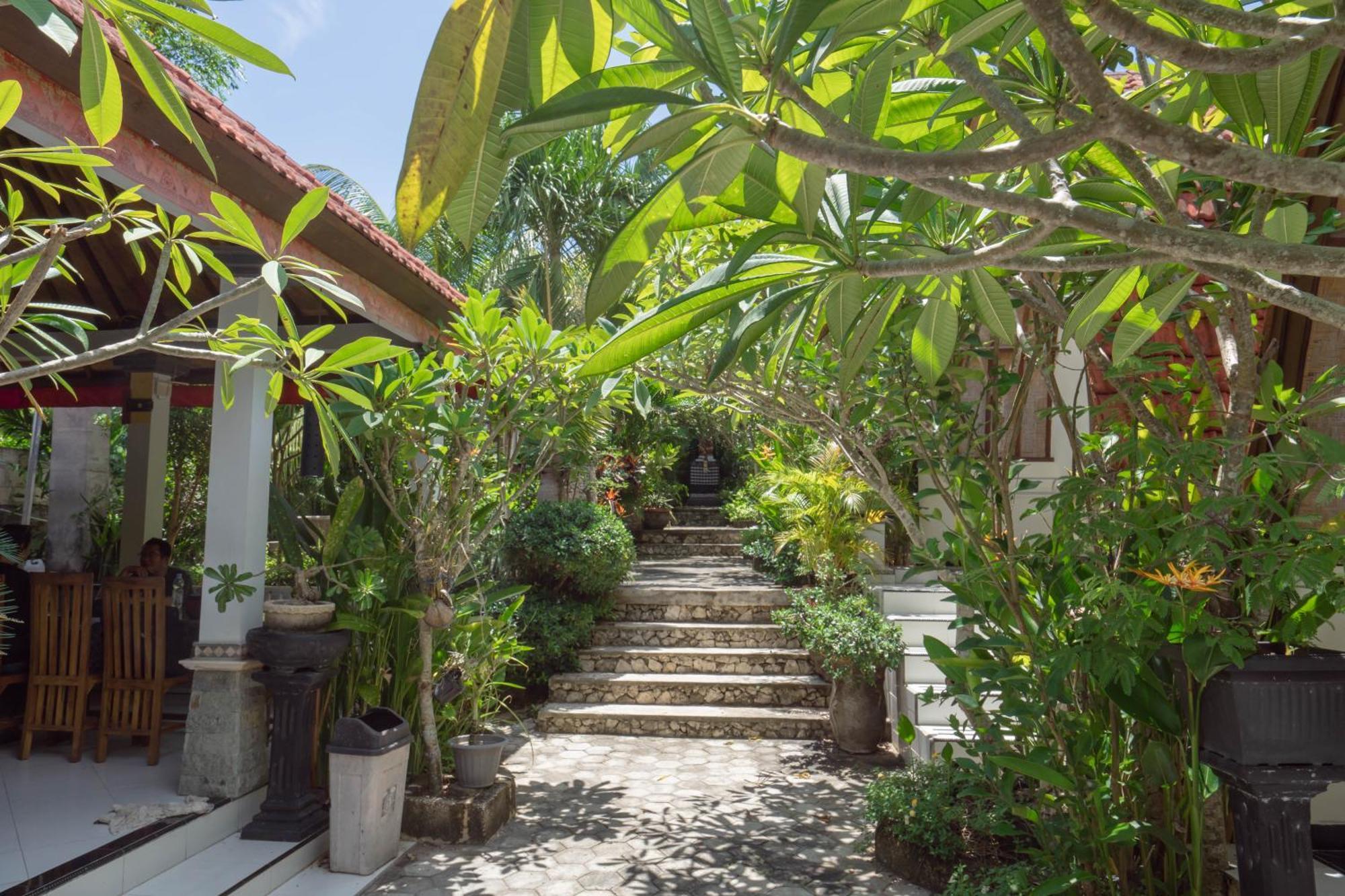 Ratu Cottage By Ourstory Travels Batununggul Eksteriør billede